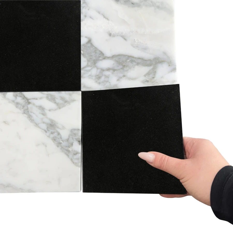 szachownica-carrara-arabescato-corchia-premium-black-poler-15x15