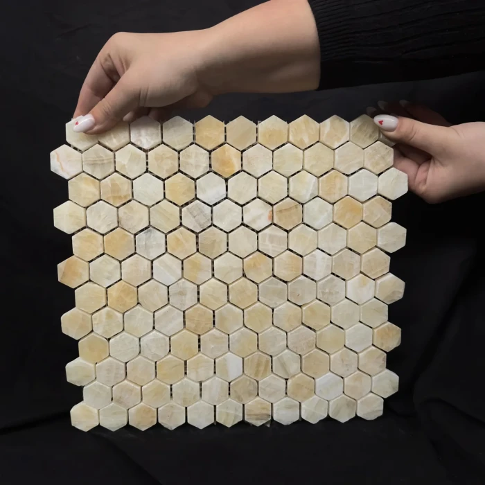 yellow-onyx-poler-szesciokat-mozaika-25x1cm