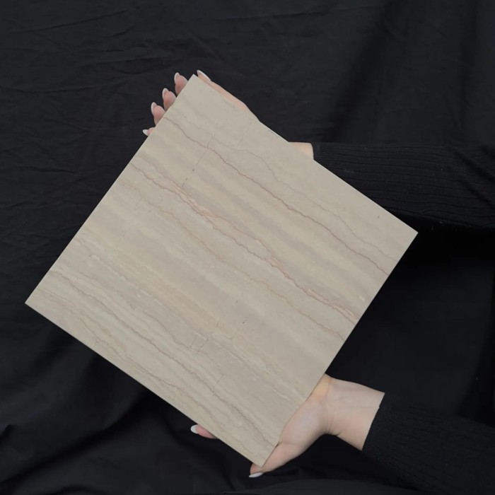 trani-serpeggiante-poler-305x305x1cm